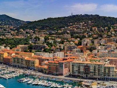 Zespół mieszkaniowy New residential complex with a parking in the Riquier area, Nice, Cote d'Azur, France