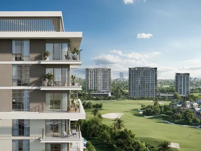 Wohnanlage Townhouses in the new residential complex ES Golf Meadow with swimming pools, lounge areas and a golf course, Emaar South, Dubai, UAE