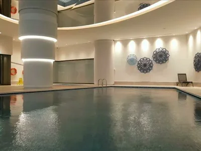 Complexe résidentiel Residence with a hotel, a swimming pool and a spa near a highway and a metro station, Istanbul, Turkey