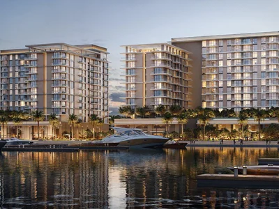 Complejo residencial New residential complex Marina Place with a swimming pool, a promenade and a park, Port Rashid, Dubai, UAE