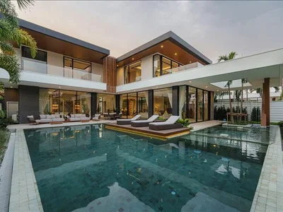 Wohnanlage Complex of villas with swimming pools in a convenient area of Phuket, Thailand