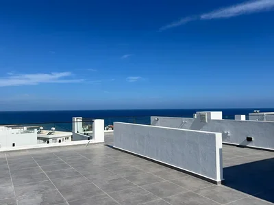 Complexe résidentiel Penthouse 2+1 300 meters from the sea in the Esentepe area.