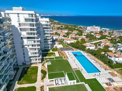 Complexe résidentiel Three bedroom duplex in Abelia Residence complex with sea view.