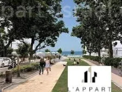 Residential quarter A ne pas manquer agreable au centre avec terrasse bel appartement bien agence bon emplacement bonnes orientations clair dans rue calme dans un bel immeuble dans un immeuble neuf endroit calme projet de qualite spacieux