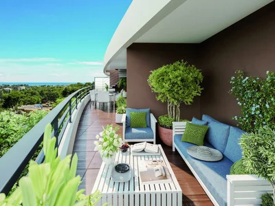 Zespół mieszkaniowy New residential complex surrounded by forest, Antibes, Cote d'Azur, France