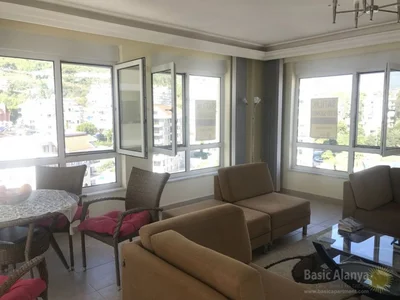 Dzielnica mieszkaniowa Sea view apartment in well managed complex