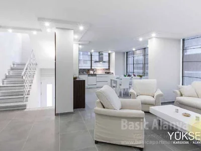 Wohnviertel Luxury Penthouse For Sale in Alanya Kargicak