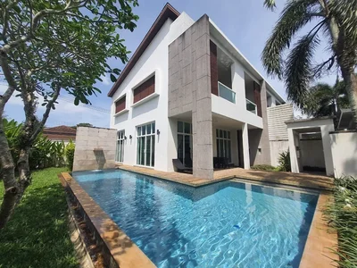 Villa Oxygen Condominium