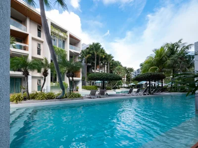 Residential complex Wyndham Grand Phuket Nai Harn Beach