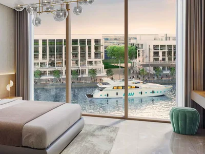 Residential complex Canal Front Residences
