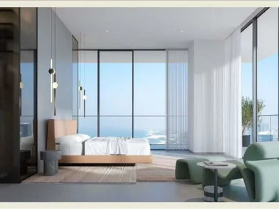 Complexe résidentiel New W Residences with a swimming pool, a spa center and a direct access to the yacht club, Dubai Harbour, Dubai, UAE