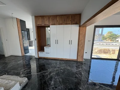 Pueblo de cabañas ¡Súper inversión! ¡Villa 4+1 a solo 50 metros del mar!