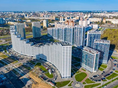 Edificio de apartamentos Minsk World House Wave