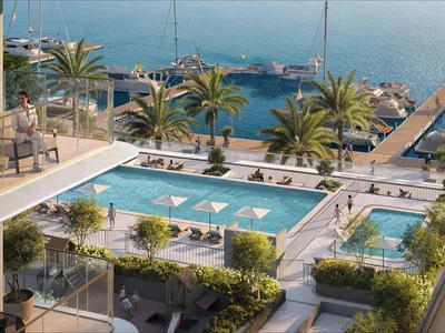 Complexe résidentiel Apartments in the new residential complex Pier Point 1&2 with a pool and green areas on the first line by the sea, ​​Port Rashid, Dubai