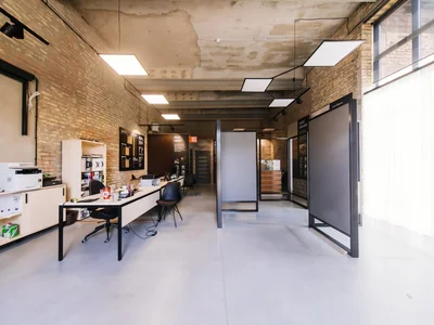 Centre d'affaires Ūnijas iela 8K6 (VEF KVARTĀLS)