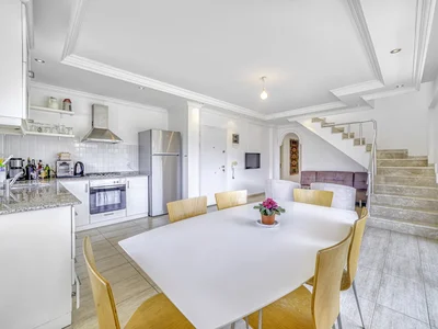 Villa 3 bedroom Penthouse in Konaklı, Alanya close to beach and shop