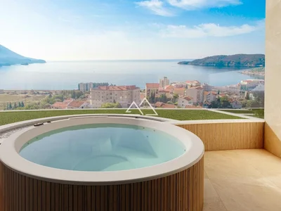 Жилой комплекс с бассейном и SPA в Бечичи