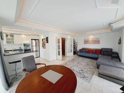 Zespół mieszkaniowy Furnished apartment with 2+1 50 meters from the sea in the complex Kurt Safir Vip