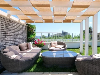 Villa Six bedroom villas 400 meters.