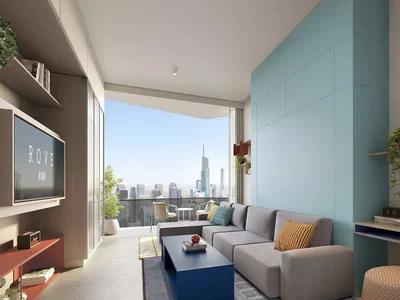Complexe résidentiel New complex of furnished apartments Rove Dubai Marina with swimming pools and co-working areas in the heart of Dubai Marina, Dubai, UAE