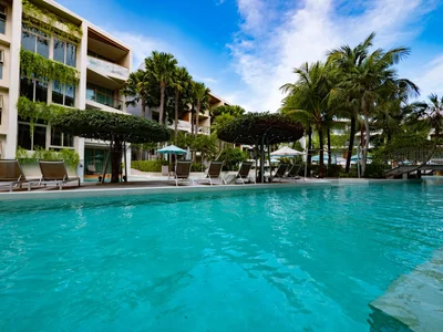 Residential complex Wyndham Grand Phuket Nai Harn Beach