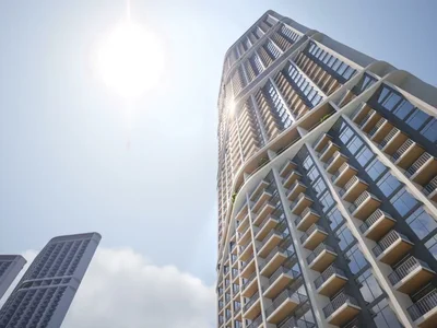 Residential complex 340 Riverside Crescent