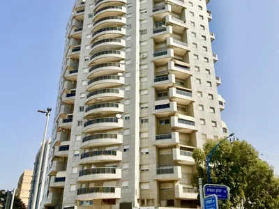 Barrio residencial Coup de fusil a vendre rue rogozin appartement a renover vue mer