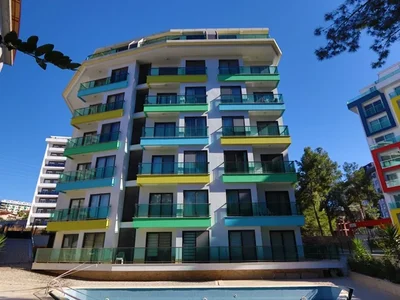 Complejo residencial Furnished 1+1 apartment in Konak Green Life Avsallar complex.