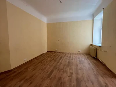Commerce Lāčplēša 36