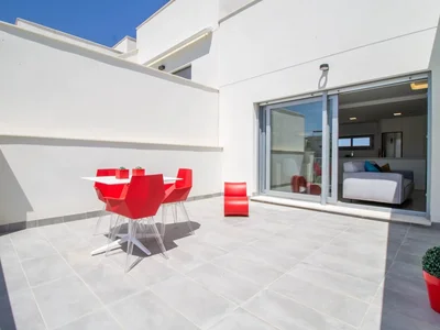 Apartment building Luxurious Apartments Close to a Golf Course in Orihuela