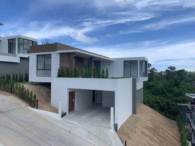 Zespół mieszkaniowy Villas with swimming pools, terraces and gardens, surrounded by green areas, Bophut, Samui, Thailand
