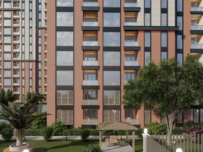 Complejo residencial New guarded residence with a swimming pool close to the coast and a metro station, Istanbul, Turkey