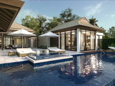 Complexe résidentiel Complex of villas with swimming pools and jacuzzis directly on Bang Tao Beach, Phuket, Thailand