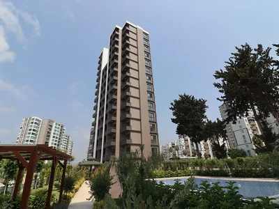 Wohngebäude Bezugsfertige Wohnungen mit Meerblick in Tece, Mersin