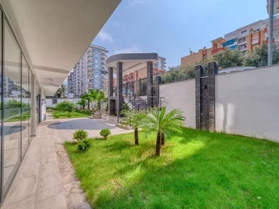 Zespół mieszkaniowy Furnished 2+1 apartment with sea view in the Cozy Town complex.