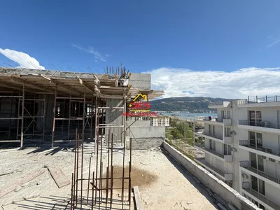 Edificio de apartamentos 🌊🏡 FOR SALE PENTHOUSE IN OLD BEACH, VLORA