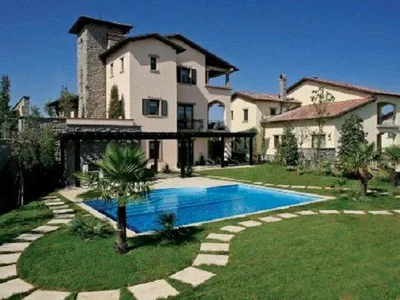 Complexe résidentiel Complex of villas with swimming pools and a panoramic view, Istanbul, Turkey