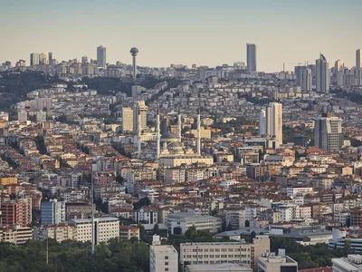 How have real estate costs in Turkey changed over the last month and year? Fresh analytics