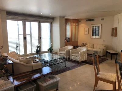 Residential quarter Grand 4 pieces de standing avec vue sur tout tlv