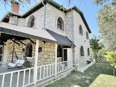 Chata Stone House 