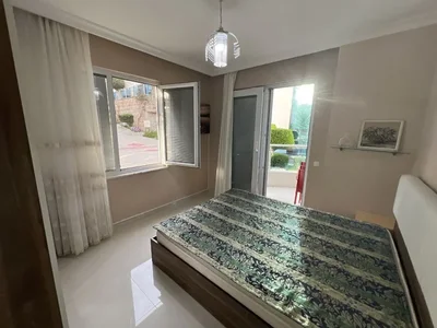 Complejo residencial Furnished 1+1 apartment in Konak Blue Bay complex near Cleopatra beach.