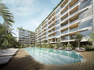 Complexe résidentiel New residential complex with a swimming pool and a parking, Nai Harn area, Phuket, Thailand