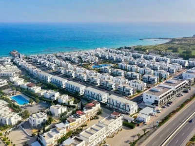 Жилой комплекс Готовые апартаменты в комплексе Four Seasons Life на берегу моря.