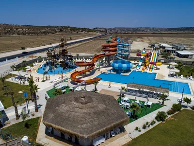 Complejo residencial BLUE LAGUNA