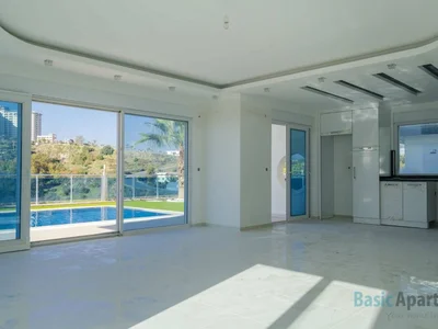 Villa Modern 3-Bedroom villa with pool for sale in Kargicak, Alanya