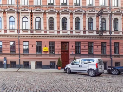 Commerce Alfrēda apartamenti