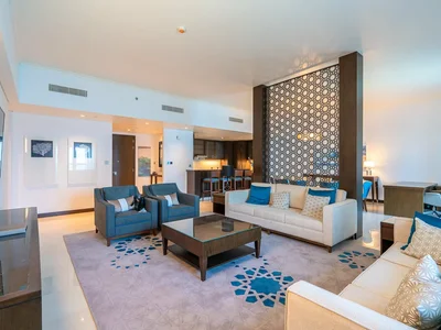Residential complex Fairmont Marina Residences