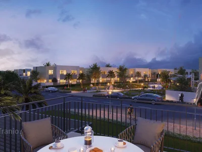 Complexe résidentiel Family townhouses in a new residential complex Urbana with a golf club and a swimming pool in Dubai South, UAE