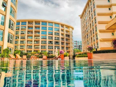 Zespół mieszkaniowy Luxury residence with swimming pools and a restaurant in the heart of Pattaya, Thailand