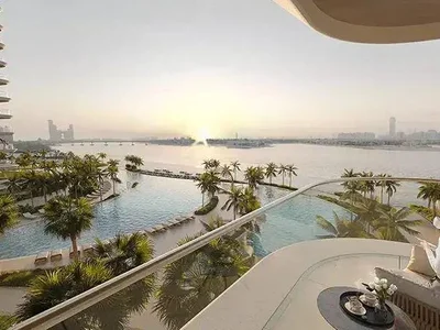 Residential complex New Serenia District West Residence with a swimming pool, a spa center and parks, Jumeirah Islands, Dubai, UAE